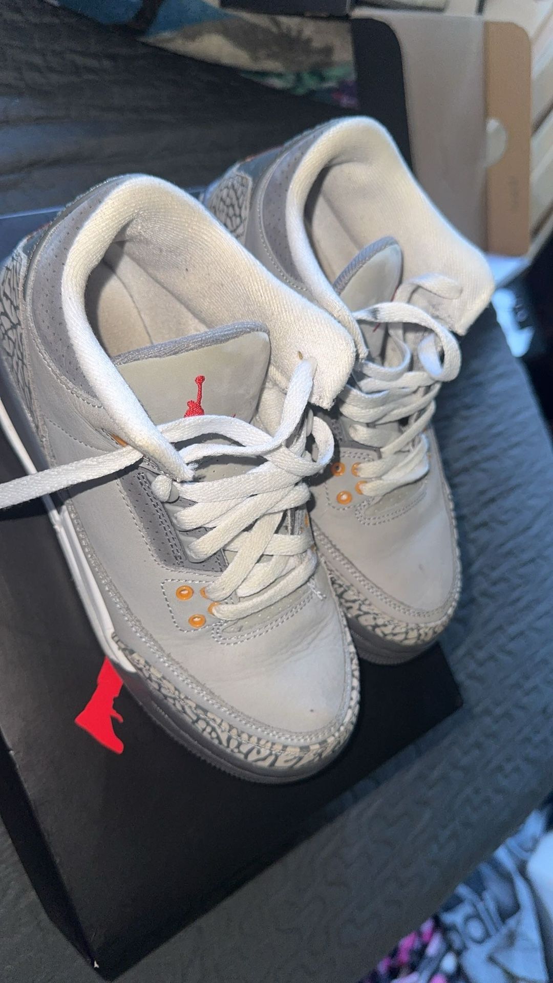 Air Jordan 3 Size 5.5 Y