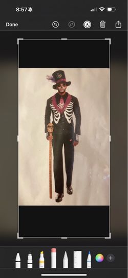 Costume