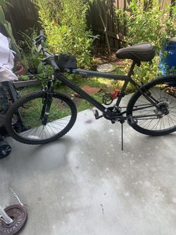 Vendo Bicicleta  En  Buenos  Condiciones  En 50   Precio  A negociar