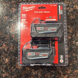 M18 Batteries MILW 48-11-1852