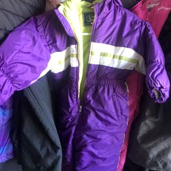 Kids snow clothes