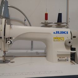 Juki DDL8700 Industrial Sewing Machine
