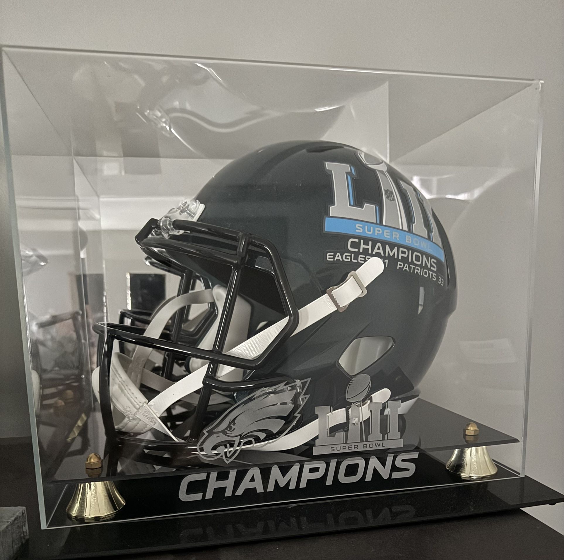 Eagles Superbowl LII Championship Helmets & Football