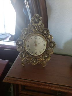 Clock Old Working