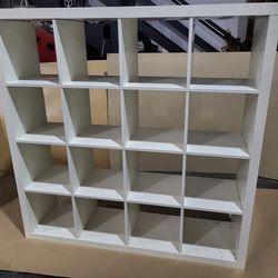 White Expedit (Kallax) Ikea Shelf Great Condition