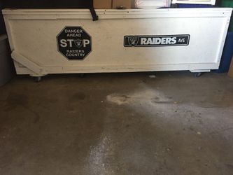 Huge storage perfect for all items to keep safe-Raiders tags not included