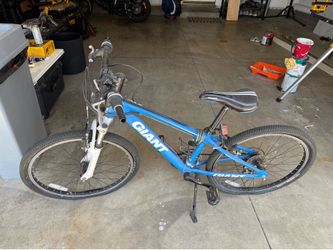 Giant XTC bike small/medium