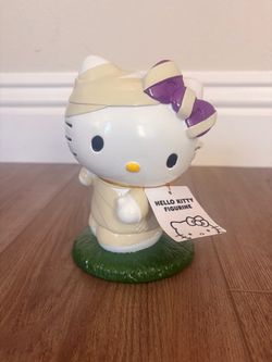 Hello Kitty Mummy