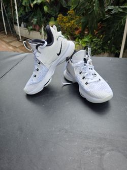 NIKE size 9 man