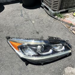 HEADLIGHT. HONDA ACCORD 2016-2017