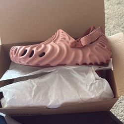 Crocs Salehe Bembury Size 8M