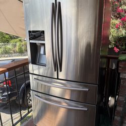 Samsung Refrigerator 