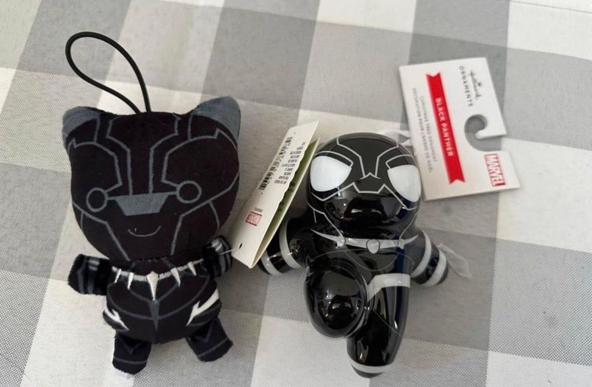 New Hallmark Set of 2 Marvel Black Panther Ornaments