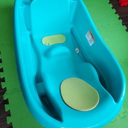 Baby Bath Tub!! Great For Baby