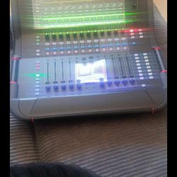 ALLEN & HEATH SOUNDBOARD