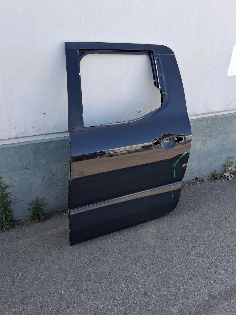 Toyota Tacoma 2023-2024 Left Rear Door