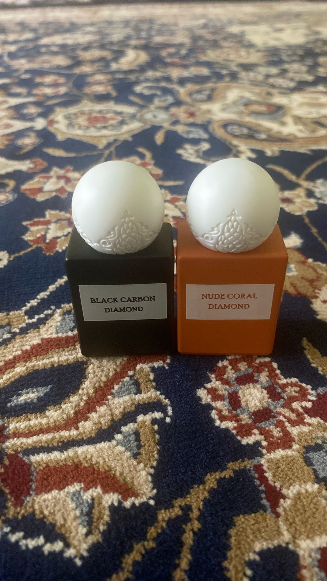 Black carbon Diamond And Nude Coral Diamond Colgone