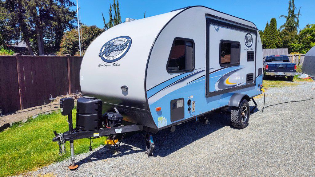 2019 Forest River R-pod R179