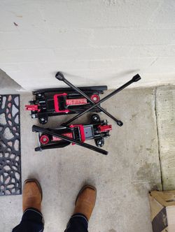 2, 2 Ton Jacks For Sale (Hyper Tough )