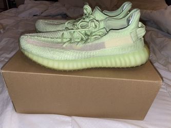 Yeezy Boost 350 V2 GID 'Glow'