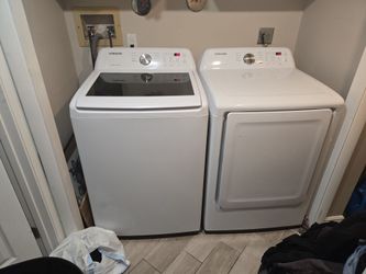 Samsung washer and dryer  smart care combo