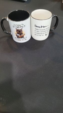 2 Small Coffe Cups