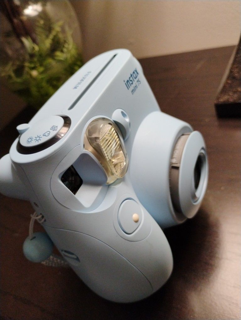 Insta Max Camera