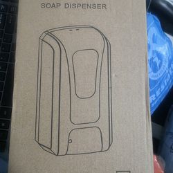 2 Soap Dispenser