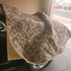 11 x 14 Grey & Cream Area Rug