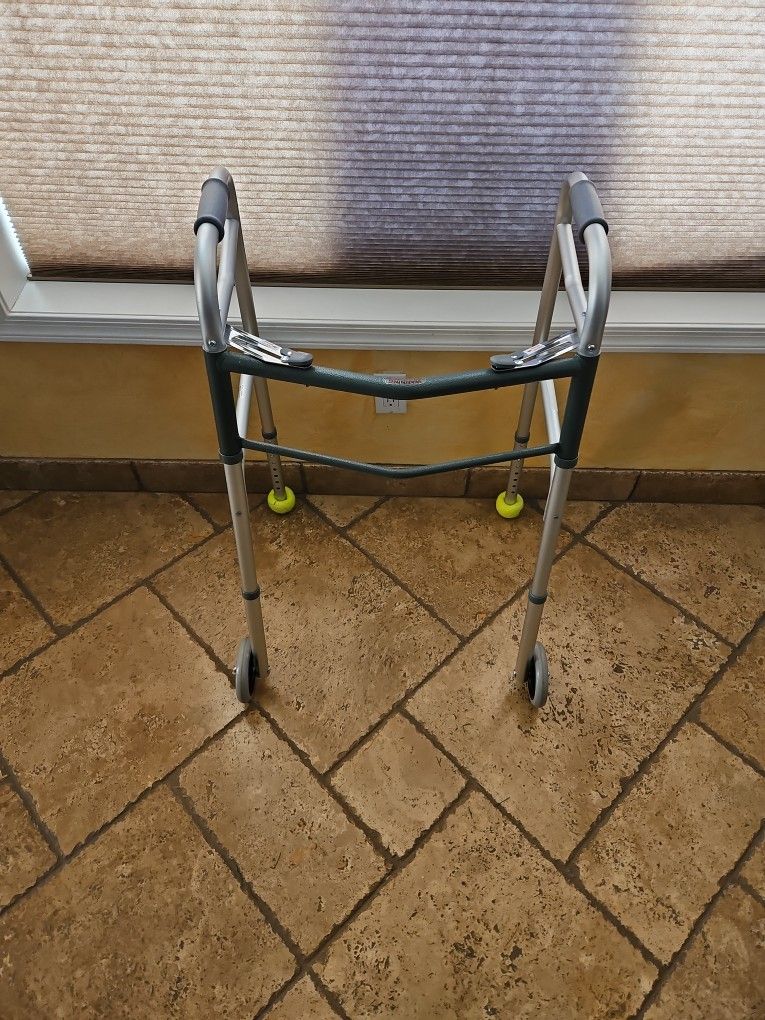 New Adjustable Walker