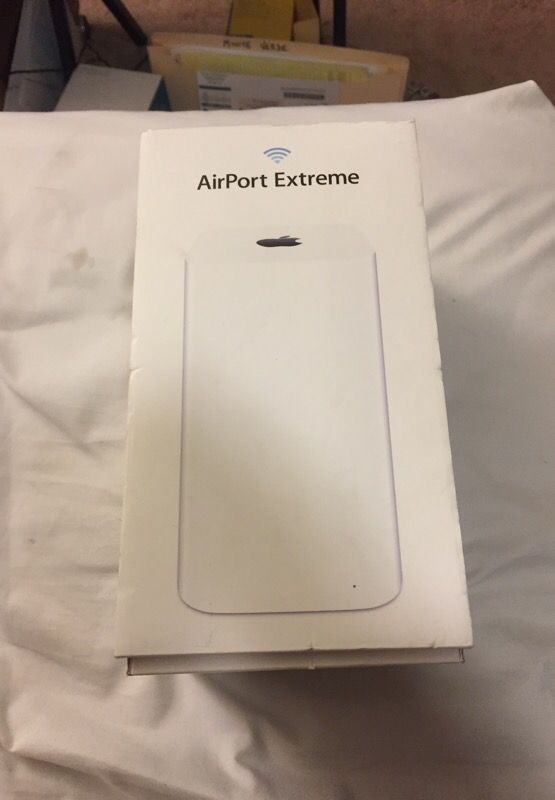 Apple AirPort Extreme. Latest model.