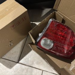 2006 2007 2008 Side Taillights Right And Left 