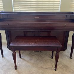 Piano - 1952 Baldwin Acrosonic