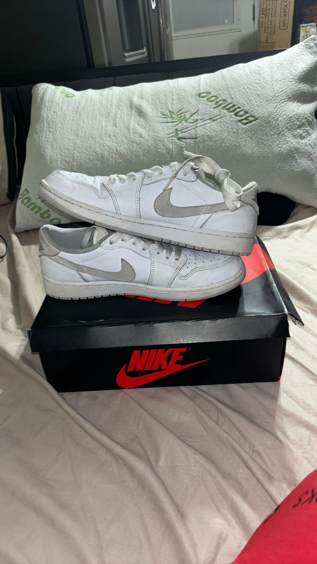 Jordan 1 Low Og Neutral Grey!