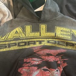 vale hoodie