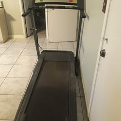 Treadmill 