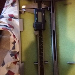 Digital Caliber Reader