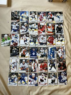 Upper deck 2025-2026 series one hockey cards Lot of 37 cards