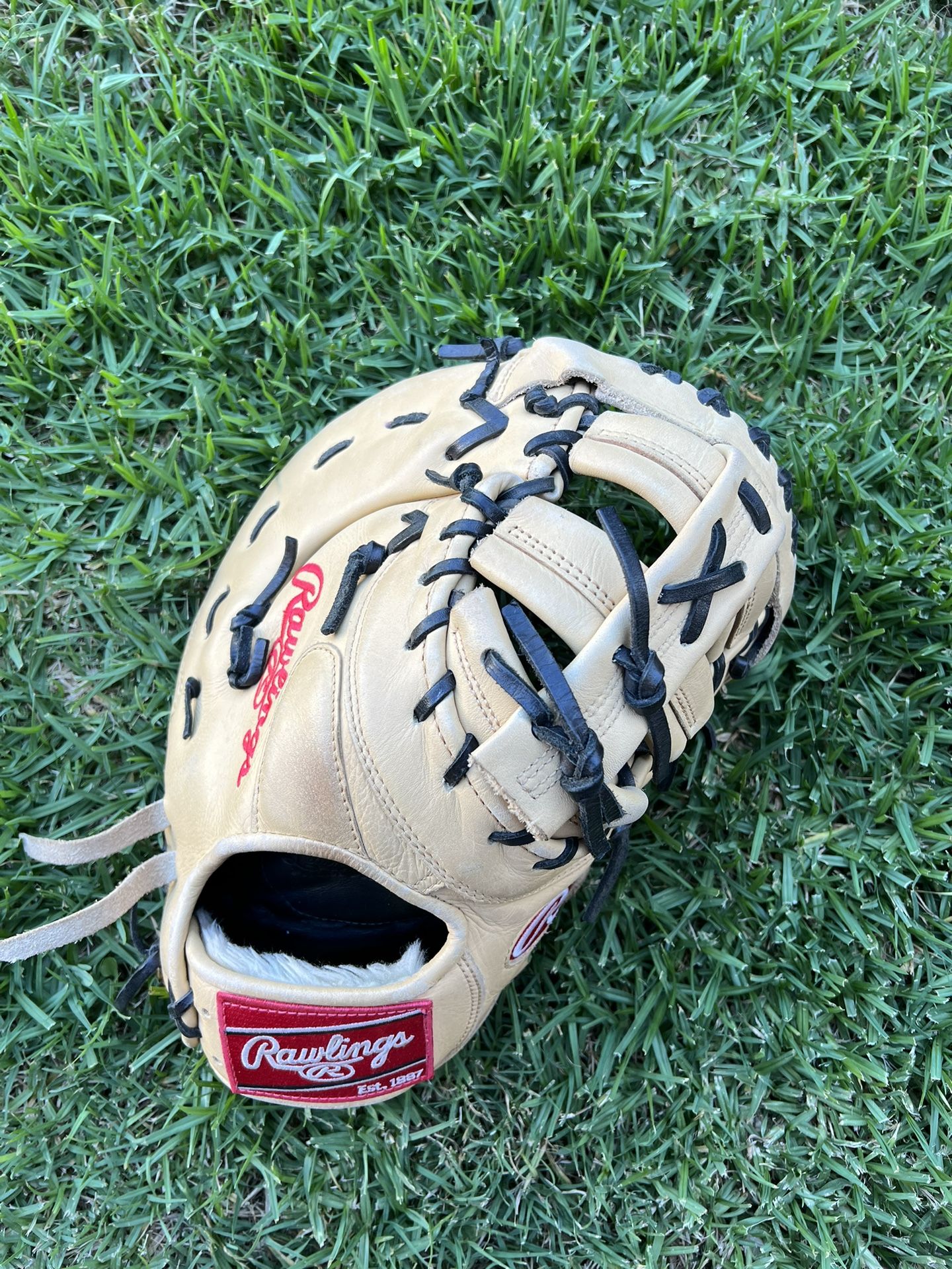 First Basemen Glove for Sale in Paramount, CA OfferUp