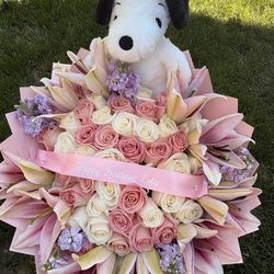 Snoopy bouquet ramo buchon rose bouquet