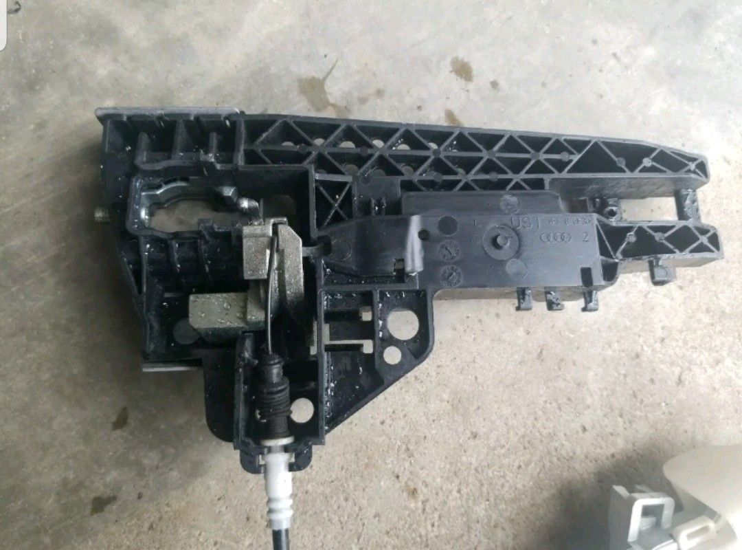 2011 AUDI A4 LOCK SYSTEM PARTS DRIVER'S SIDE (LEFT)