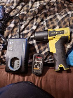 SNAP-ON CT861HV 14.4V 3/8" BRUSHLESS IMPACT WRENCH KIT TESTED & WORKING
