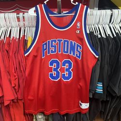 Detroit Piston Basketball Jersey 