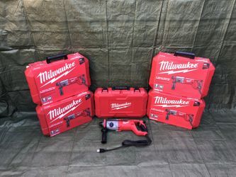 Milwaukee 1” SDS Plus Rotary Hammer Kit