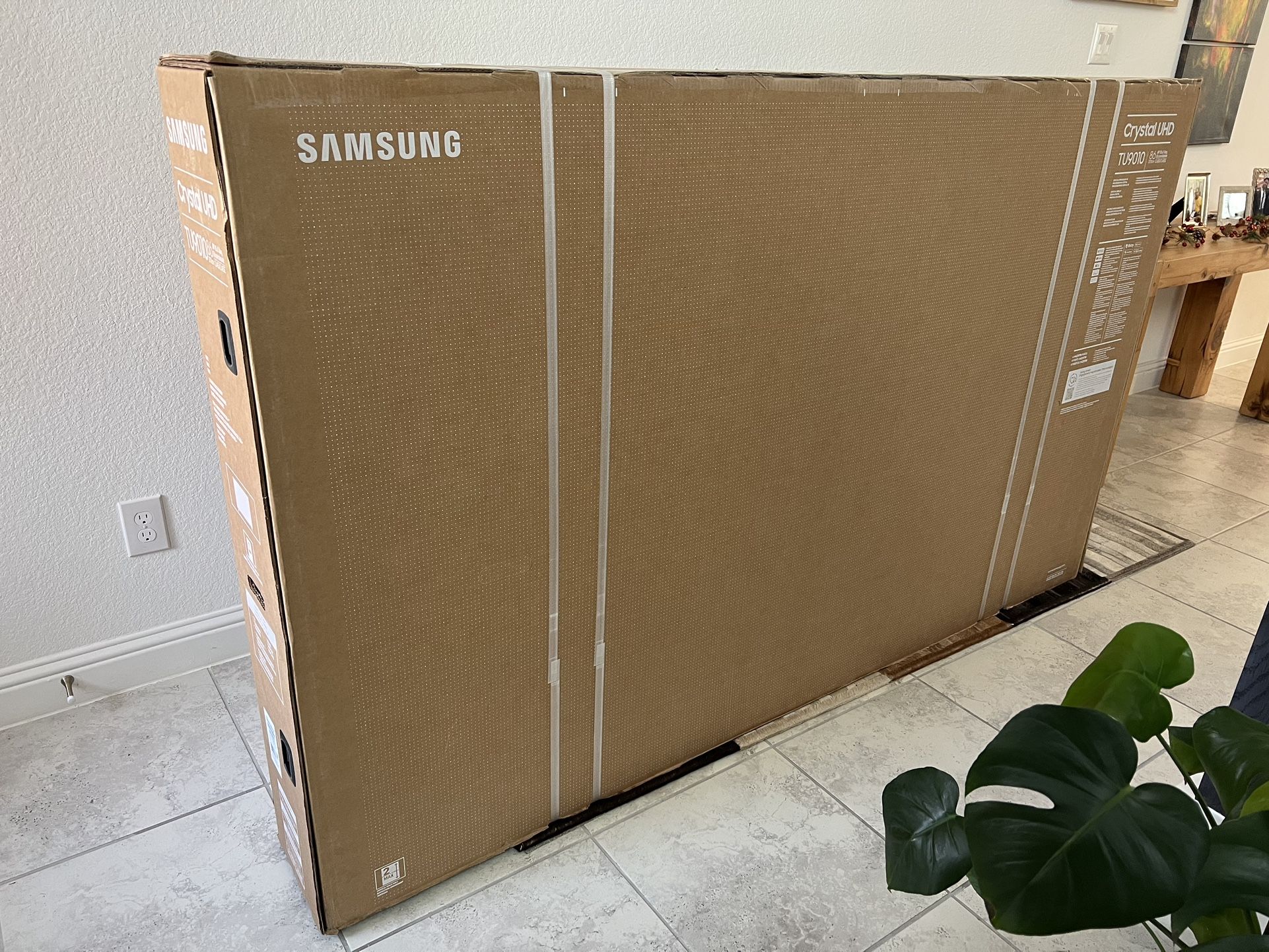Samsung - 86” Class TU9010 LED 4K UHD Smart Tizen TV
