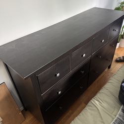 Big Dresser