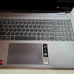 Lenovo Yoga 7 laptop 16" IPS 60Hz