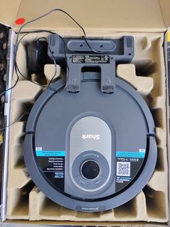 Shark AI ROBOT Robot Vacuum w/ IQ Navigation RV2001