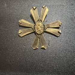 Vintage Gold Brooch