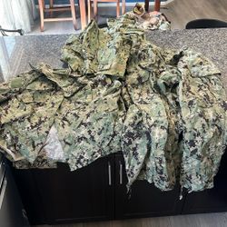 Old Navy Military Uniforms – Excellent Condition
